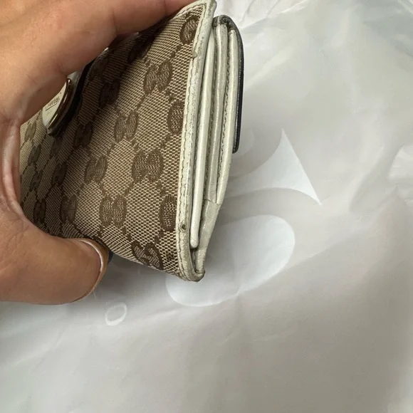 Gucci Brown and Cream Wallet - Picture 17 of 17